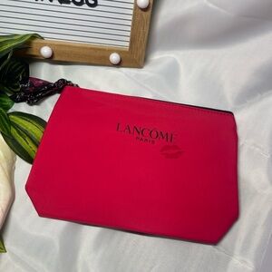 NWOT Lancôme Paris Red Cosmetic Makeup Bag Pouch w/ Kiss Print Lining